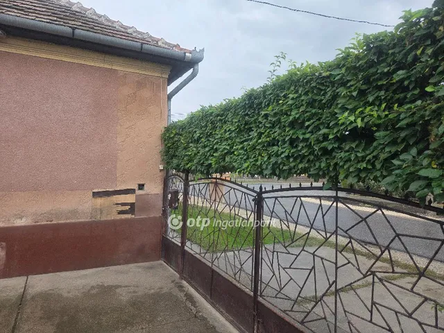 Eladó ház Abony 148 nm