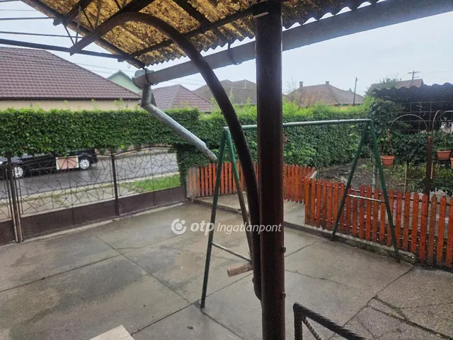 Eladó ház Abony 148 nm