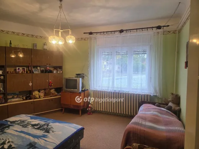 Eladó ház Abony 148 nm