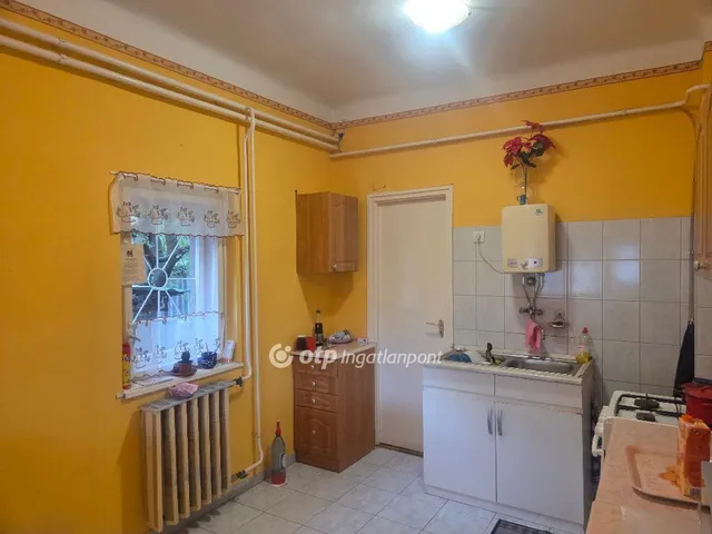 Eladó ház Abony 148 nm