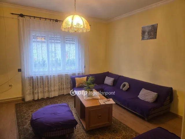 Eladó ház Abony 148 nm