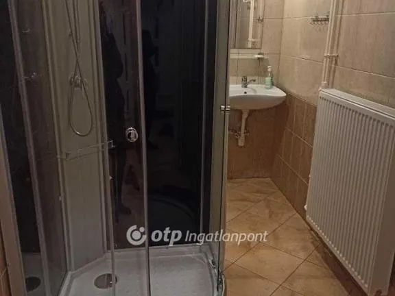 Eladó ház Újszász 173 nm