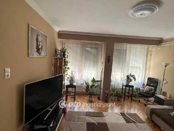 Eladó ház Újszász 173 nm