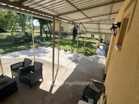 Eladó ház Újszász 173 nm