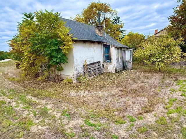 Eladó telek Cegléd 2723 nm