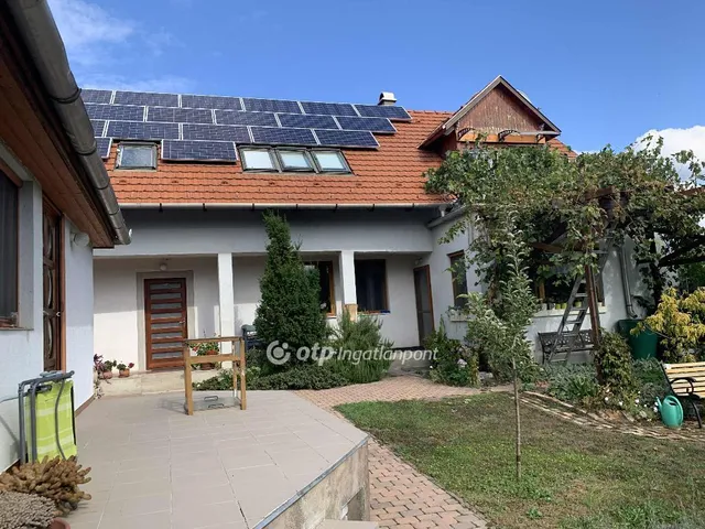 Eladó ház Csömör 135 nm