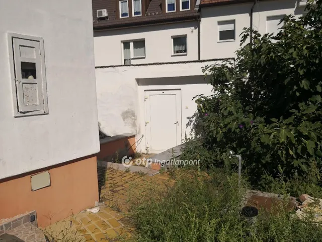 Eladó ház Kecskemét 235 nm