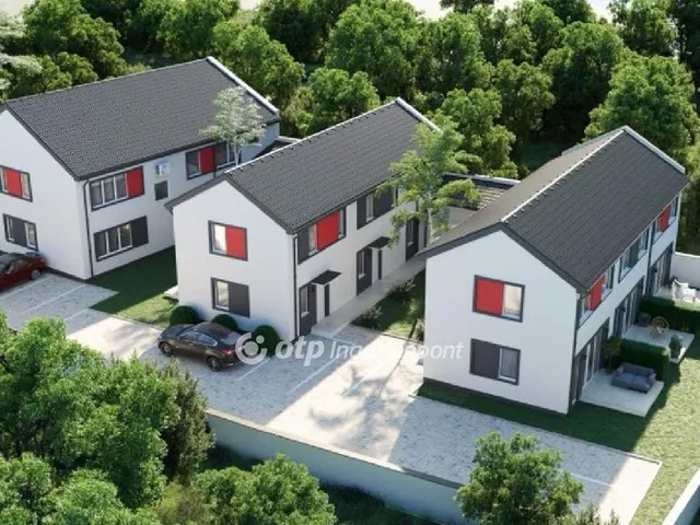 Eladó lakás Cegléd 72 nm