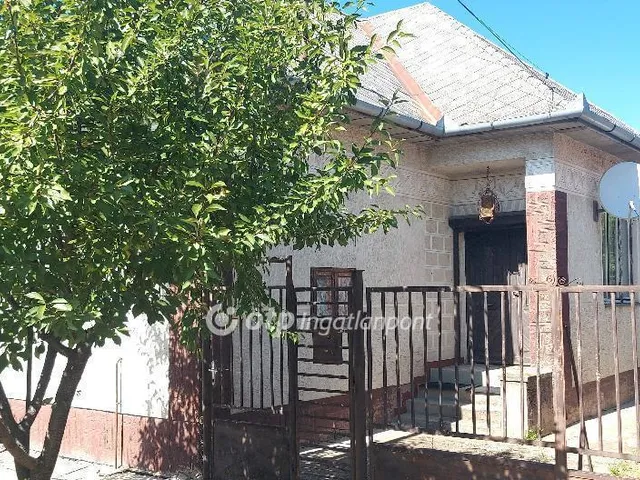 Eladó ház Kunszentmárton 95 nm