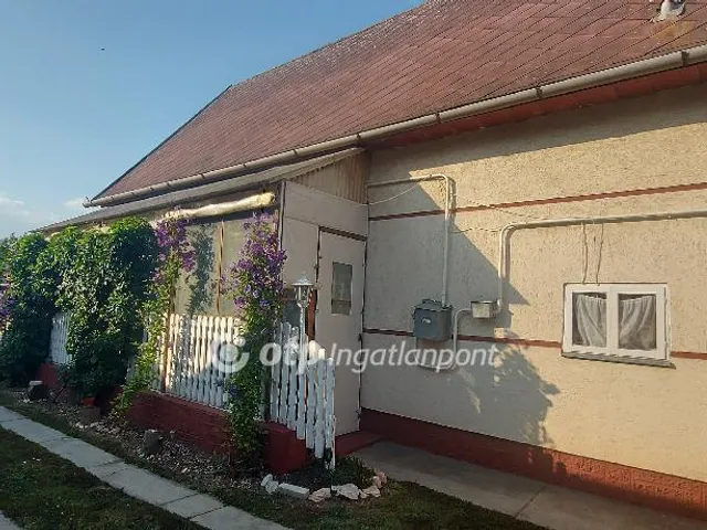 Eladó ház Kunszentmárton 105 nm