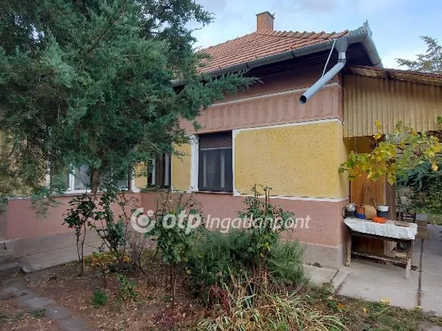 Eladó ház Kunszentmárton 74 nm