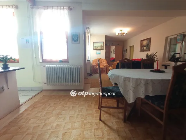 Eladó ház Békéscsaba 164 nm