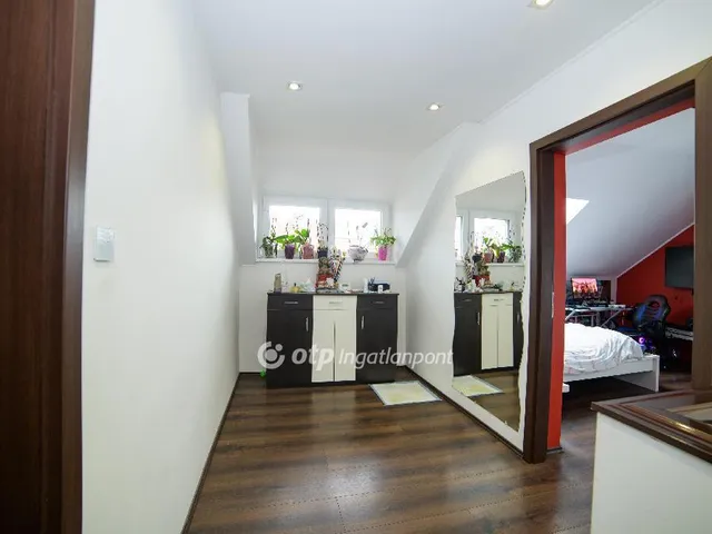 Eladó ház Cegléd 160 nm