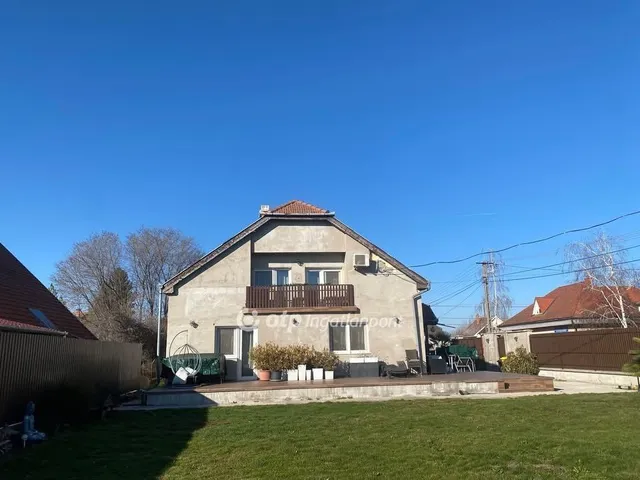 Eladó ház Cegléd 160 nm