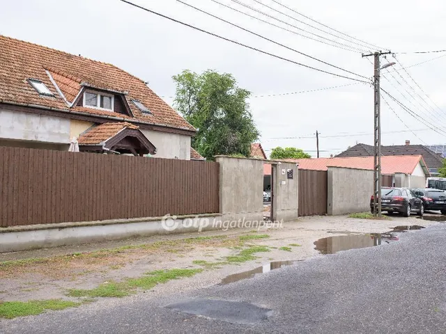 Eladó ház Cegléd 160 nm