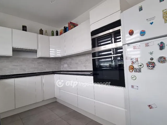 Eladó ház Táborfalva 92 nm