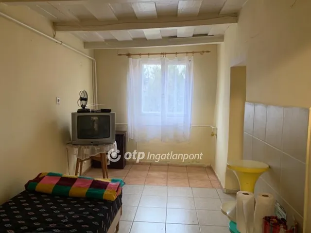 Eladó ház Cegléd 75 nm