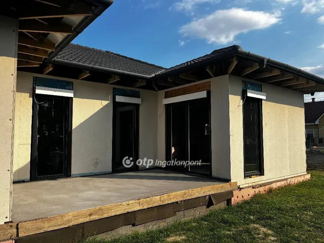 Eladó ház Cegléd 157 nm