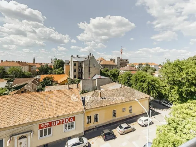 Eladó lakás Cegléd 55 nm