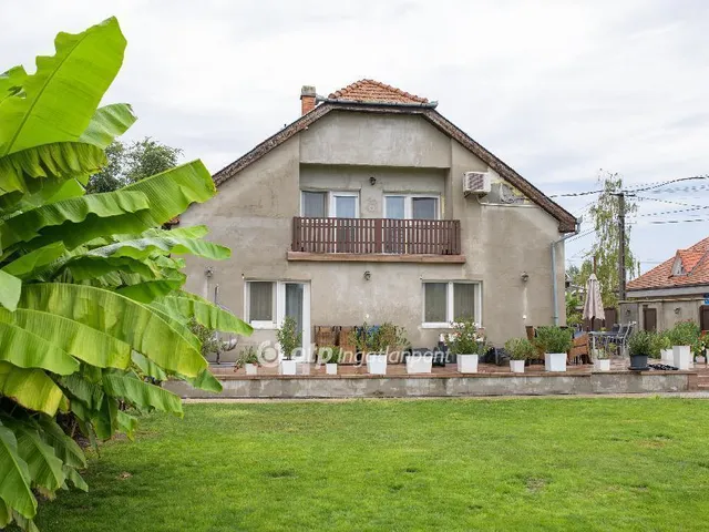 Eladó ház Cegléd 160 nm