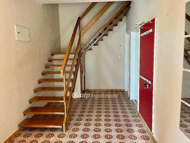 Eladó ház Ceglédbercel 165 nm