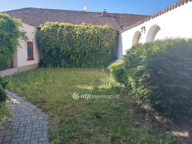 Eladó ház Kecskemét 334 nm