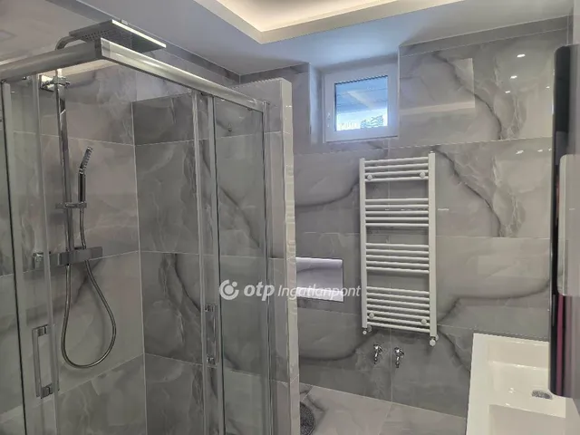 Eladó ház Abony 146 nm