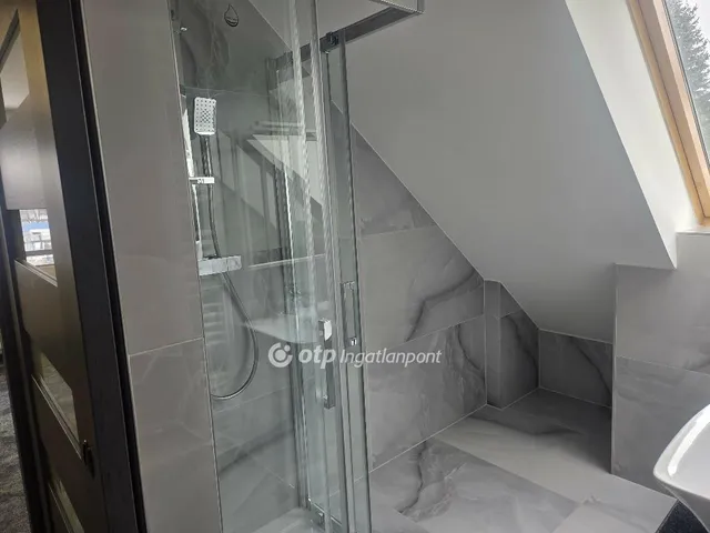 Eladó ház Abony 146 nm