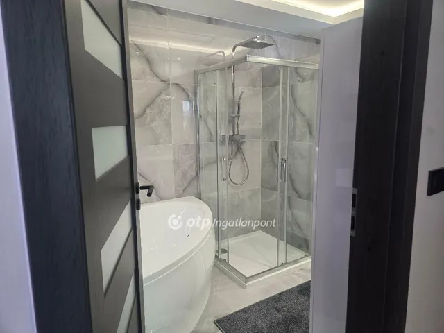 Eladó ház Abony 146 nm