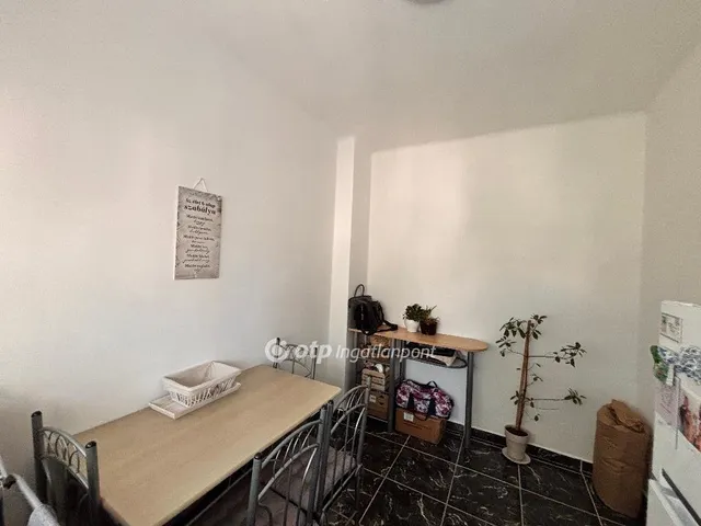 Eladó lakás Szolnok 51 nm