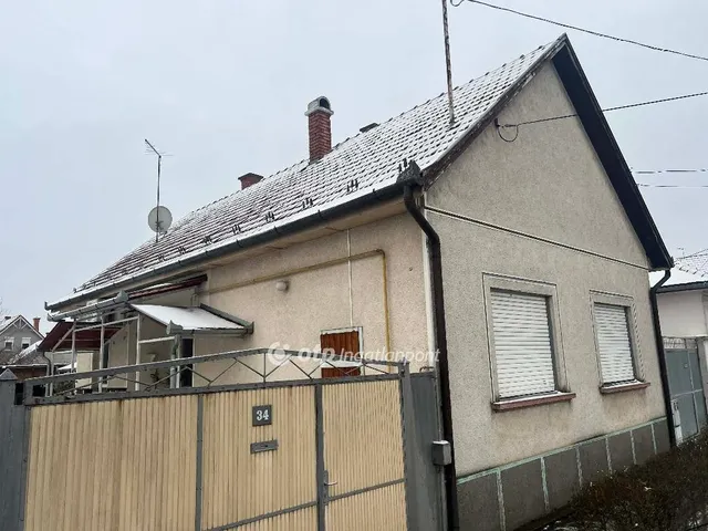 Eladó ház Cegléd 105 nm