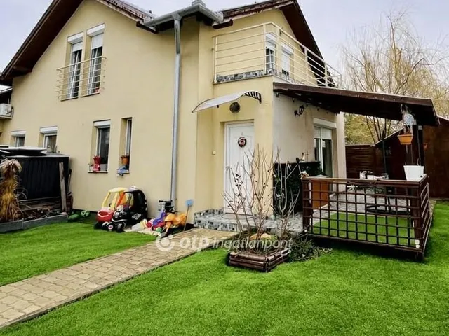 Eladó lakás Gyömrő 87 nm