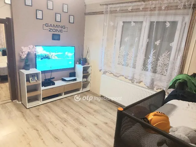 Eladó ház Kocsér 68 nm