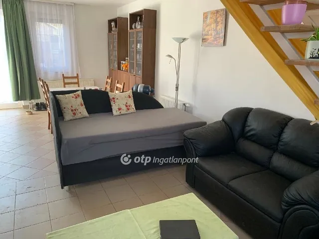 Eladó üdülő és hétvégi ház Cserkeszőlő 90 nm