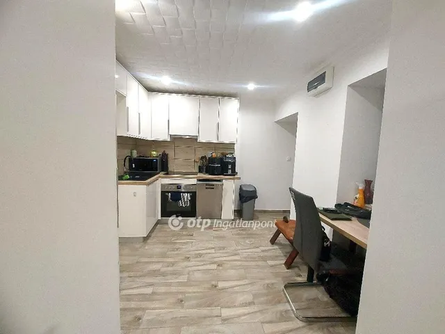 Eladó lakás Nagykőrös 76 nm