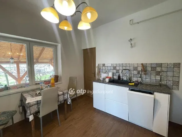 Eladó üdülő és hétvégi ház Jászkarajenő 94 nm