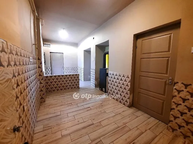 Eladó ház Abony 98 nm