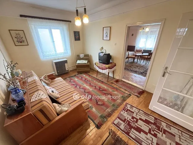 Eladó ház Tiszakécske 75 nm