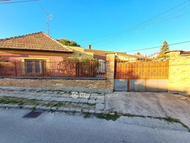 Eladó ház Nagykőrös 74 nm