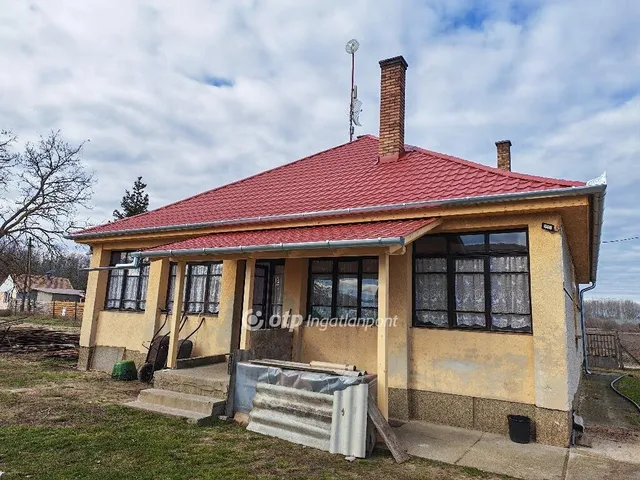 Eladó üdülő és hétvégi ház Csemő 105 nm