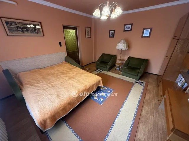 Eladó ház Kocsér 108 nm