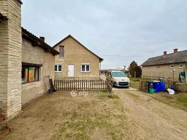 Eladó ház Nyársapát 70 nm