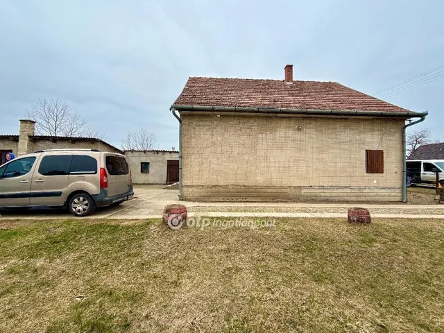 Eladó ház Nyársapát 70 nm