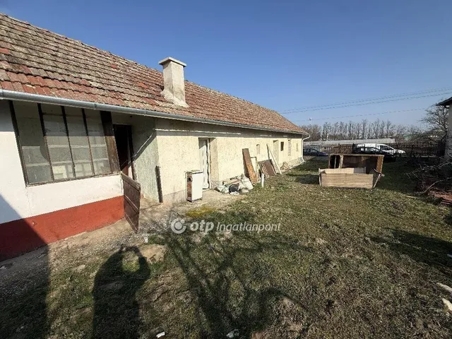 Eladó ház Tiszakécske 54 nm