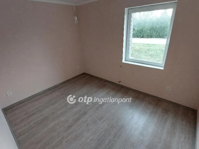 Eladó ház Tiszakécske 88 nm