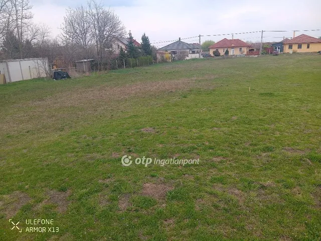 Eladó telek Kiskunfélegyháza 1556 nm