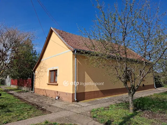 Eladó ház Csorvás 96 nm