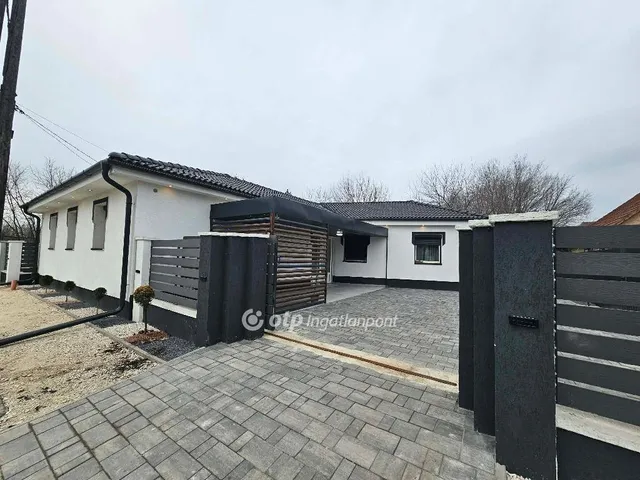 Eladó ház Szolnok 111 nm