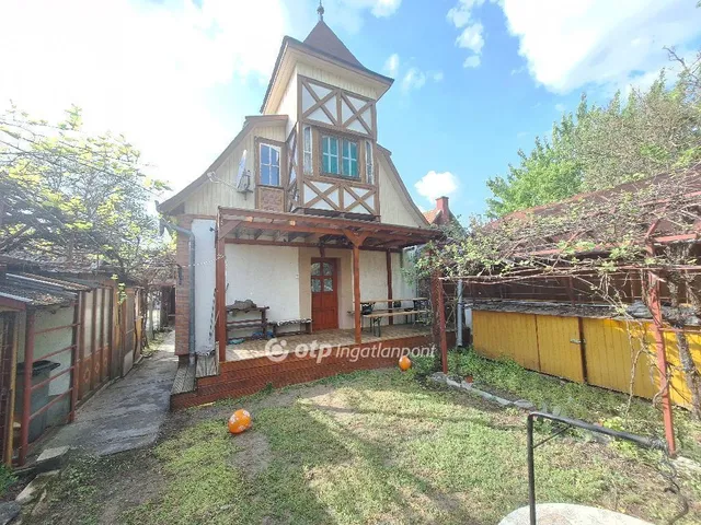 Eladó nyaraló Tiszakécske 114 nm