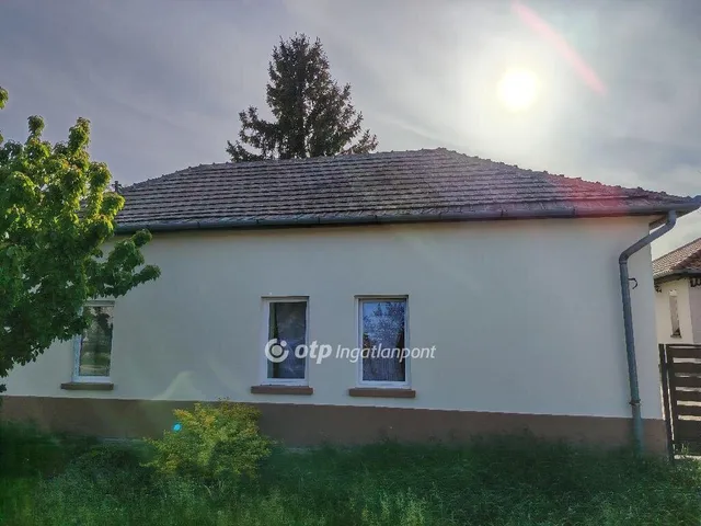 Eladó ház Rákóczifalva 63 nm
